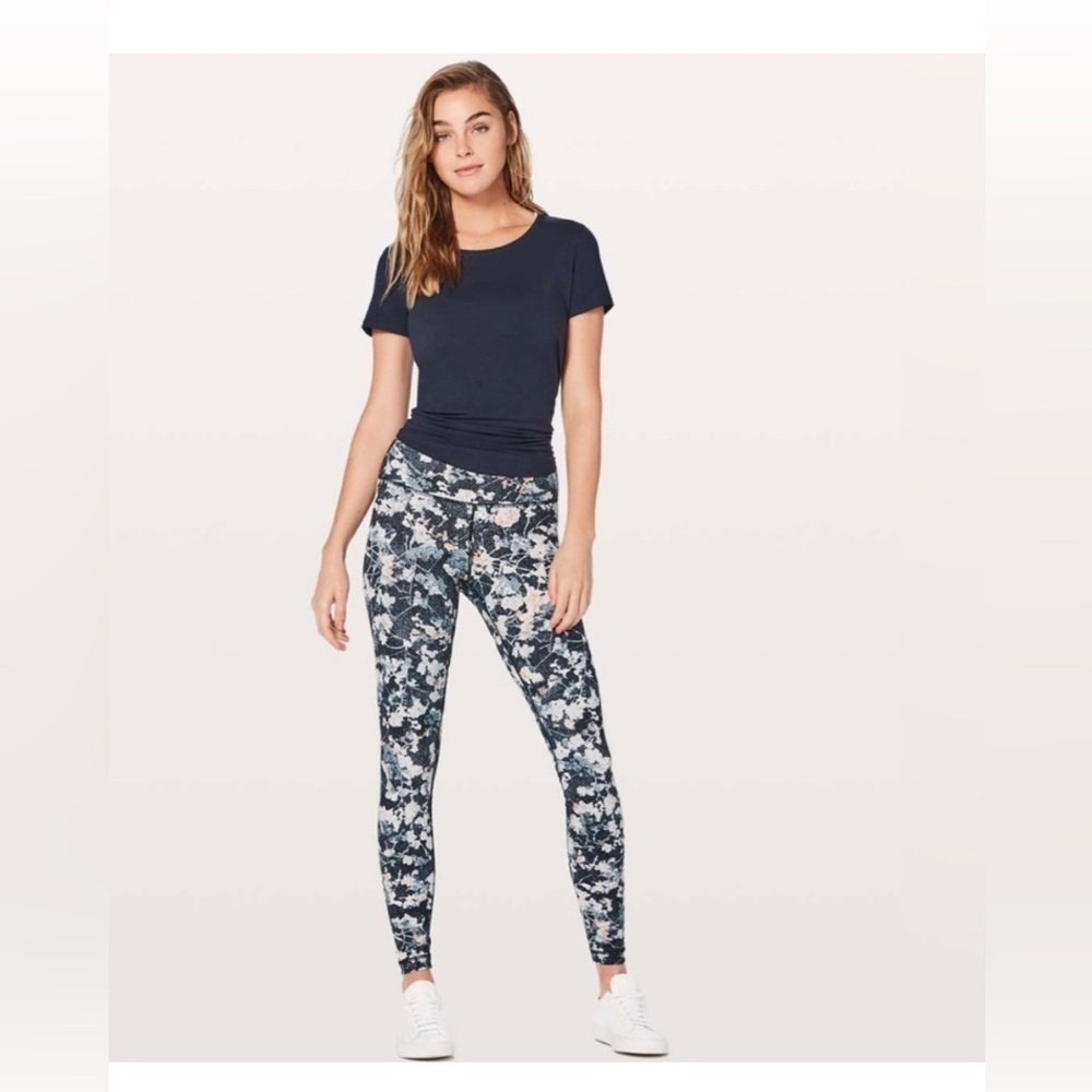 Lululemon Spring Bloom Leggings Size 6
